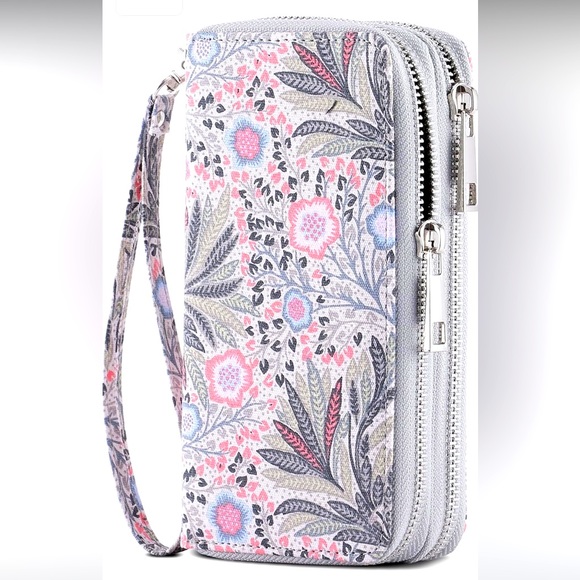 NWT Woman’s Cellphone Wallet with Dual Zipper & Removable Wristlet - Picture 7 of 12